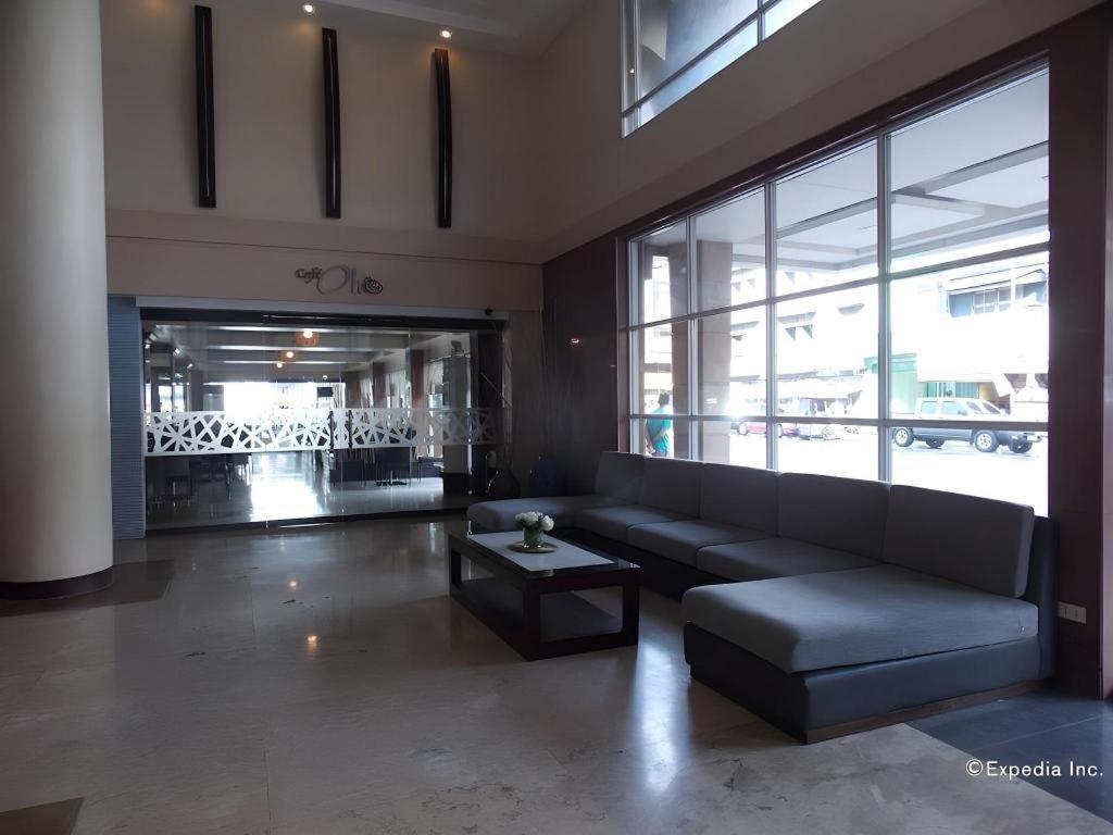 Mo2 Westown Hotel San Juan Bacolod Esterno foto