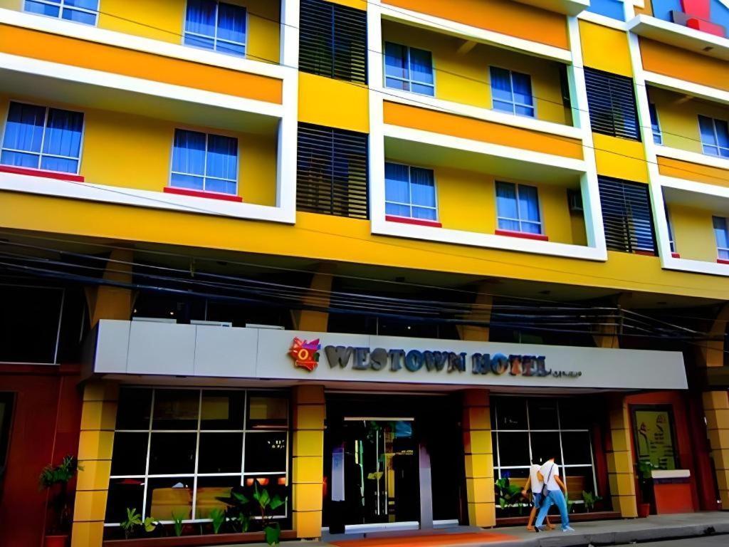 Mo2 Westown Hotel San Juan Bacolod Esterno foto