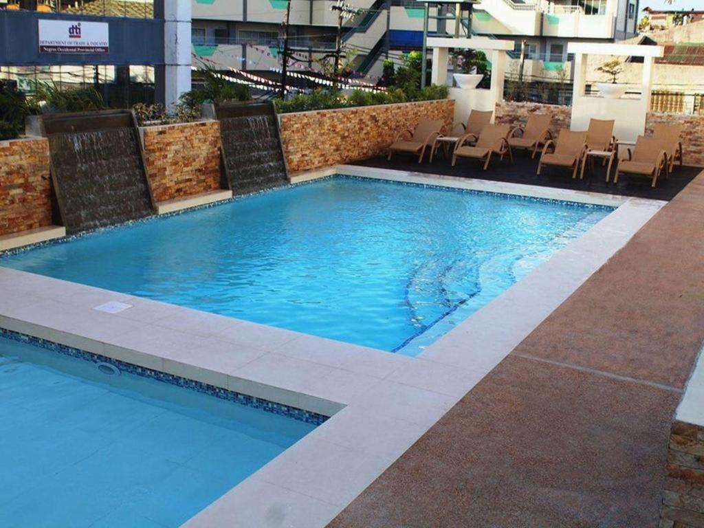 Mo2 Westown Hotel San Juan Bacolod Esterno foto