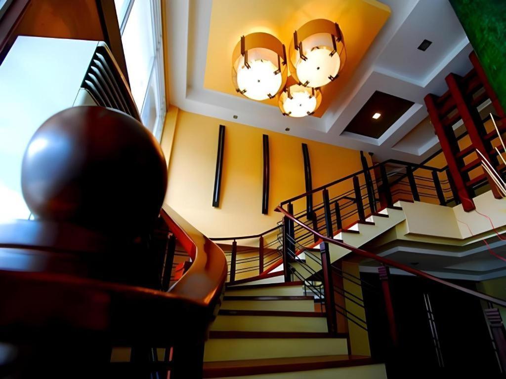 Mo2 Westown Hotel San Juan Bacolod Esterno foto