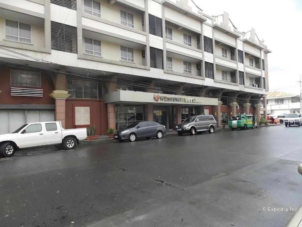 Mo2 Westown Hotel San Juan Bacolod Esterno foto