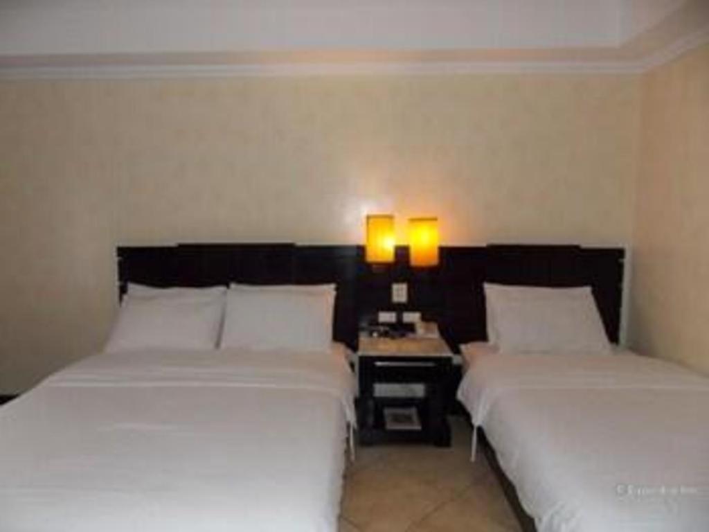 Mo2 Westown Hotel San Juan Bacolod Esterno foto